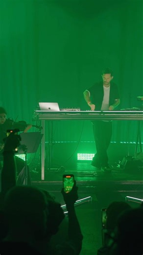 Still thinking about this night with @CatchingFliesMusic and a full string quartet ❤️ #chillmusic