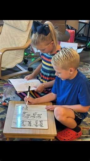 Our kinders are golden ✨ They're looking up, learning strong, and shining brighter every day. Today’s mission: guided readers   l-blends = leveled up literacy! 📚💥 Happy Monday! 💛🔥 #kindergarten #guidedreading #montessori
