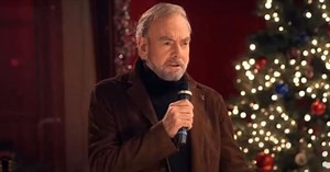 Neil Diamond sings touching Christmas song that's capturing hearts everywhere