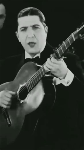 MusikArtes on Instagram: "Carlos Gardel - Yira yira. #carlosgardel #tango #musicaretro"