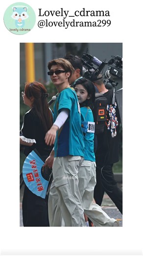 here is the fan chengcheng ⚡ zhang ruonan movements