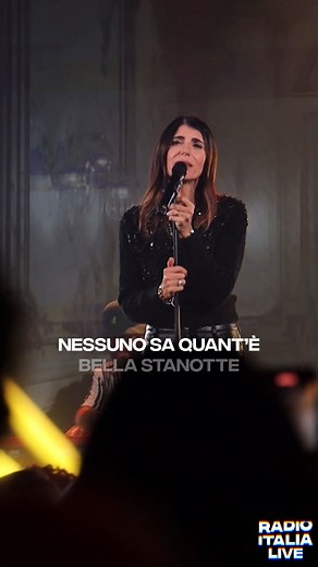 "Nessuno sa quant'è bella stanotte..." 🌙 Giorgia a Radio Italia Live! Qui tutto il live: https://bit.ly/47LlUPC #radioitalialive #italianamusicplace Italiana Assicurazioni | Radio Italia
