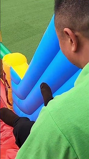 These inflatable slides are so much fun to play on! #awesome #inflatableslide #inflatable