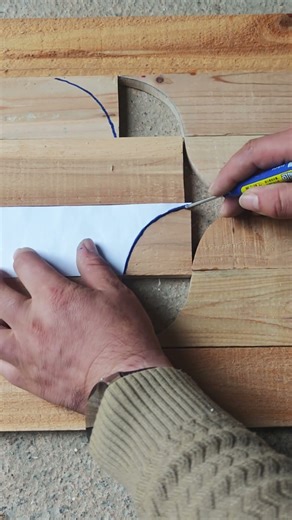 Heterogeneous wooden board splicing # home decoration # Dayou tools # skills # craftsman