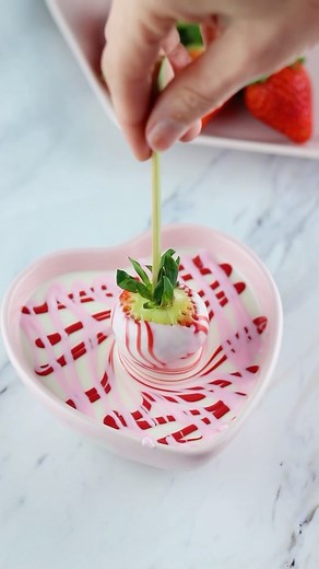 315K views · 2.7K reactions | Chocolate Covered Strawberries  This...