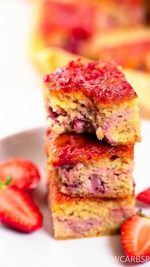 Since it’s summer and strawberries are everywhere 🍓☀️ I had to make these keto strawberry blondies again — and wow, they hit the spot! They’re soft, fluffy, and packed with juicy strawberries in every bite. That sugar-free glaze on top just takes them over the top 😍 So easy to whip up, low in carbs, and perfect for sunny days when you’re craving something sweet but still want to keep it light. #SummerTreats #KetoDessert #StrawberrySeason #LowCarbBaking #GlutenFreeSweets | Low Carb Spark