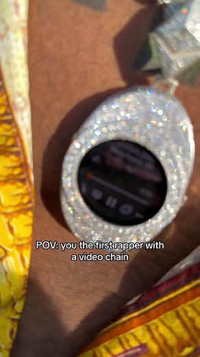 Im the first rapper with my own video chain 🤪❄️ #rapper #singer #freshxreckless #viral #fyp #foryou #jewelry