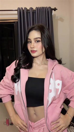 Exploring the Creative World of Pinkiee and Friends