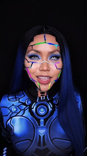 I Tried the VIRAL GLITCH MAKEUP TREND 👾🔥 This is stunning, ladies!! #glitch #trend #makeuptransition