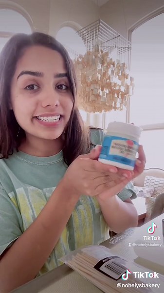 Tutorial: Cómo hacer una vaquita de fondant en pastel