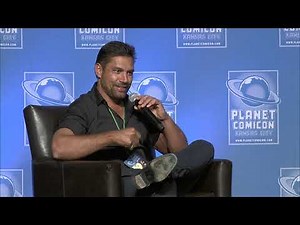 Manu Bennett Panel | Planet Comicon Kansas City | Arrow, Spartacus & Hobbit Star Live!