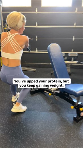 When I had 90 pounds to lose, “eating clean” and piling on salads wasn’t cutting it. I’d drop a few pounds, binge on “free foods,” and gain it right back. This was the cycle for over 10 years. When I was introduced to the importance of protein, it changed the game for me. But even with the knowledge of eating more protein, here’s what no one was saying out loud: 👉 You can eat all the protein in the world and still not lose fat if you aren’t in a deficit. Protein helps with hunger, muscle, and m