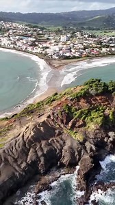 Bienvenue à Mada, à Madiana, à Madinina, en Martinique l'ile aux fleurs❤️💚🖤 Oui oui Fout MADA BÈL !!!🔴🟢⚫️!!! Source Vidéo Tiktok : Nasyon Wanakerienne Martinique | I LOVE LOVE MARTINIQUE !!!!!