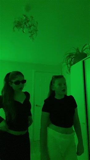 𝐼𝑧𝑧𝑦 ꨄ (@izzy_89101)’s videos with Laffy Taffy - FlyBoyFu