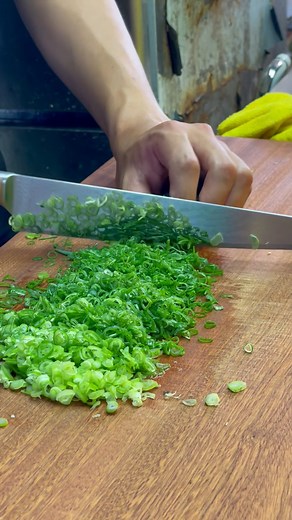 Satisfying Green Onion Cutting by Sushi Chef – Watch the Precision! | Food Adventure