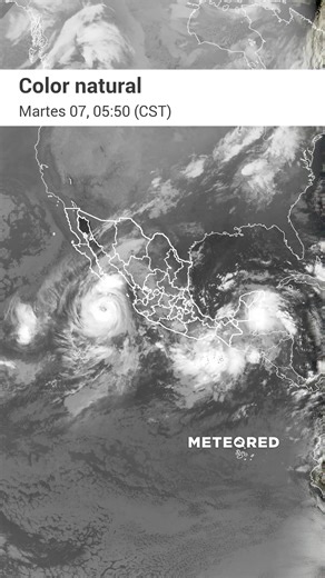 🌅🌀 Priscilla woke up this morning as a category 2 hurricane. Is moving towards Cabo San Lucas with winds of up to 195 km/h. https://www.meteored.com/ | Meteored