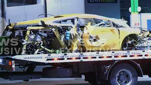 Two killed in horror Lambo highway crash