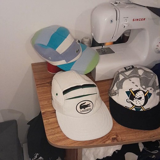 Casquette Upcycling à vendre ! #cap5flava #lacoste #ralphlauren #mightyducks #reebok #waikiki #nike | Hakim Norbert Perso