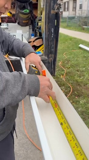 Gumban Roofing on Reels