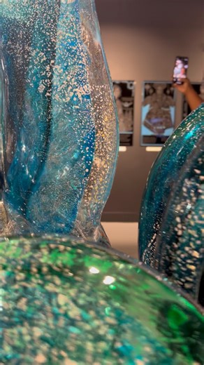 A contemporary glass art masterpiece. 💙🌊🧊🤍💎🏝️🫧🎭🩵 His Way Artz Tonya Cooley DeBerry | His Way Artz