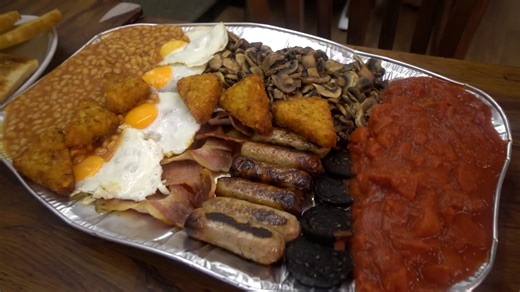 Man attempts biggest English breakfast challenge - can he win?