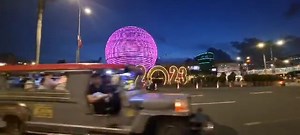 10 YEARS WITH BTS 💜 The Mall of Asia (MOA) Globe glows in purple as K-pop superstar boy band BTS marked its 10th anniversary on Tuesday. A group of ARMYs based in Cavite kickstarted the purple event after proposing their plan to illuminate the MOA Globe in the signature color of BTS as part of this year’s BTS Festa. (Video by Russell Palma/The Philippine STAR) FULL STORY: http://bitly.ws/IhYA | Philippine Star