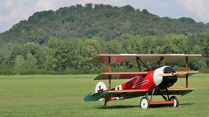 Red Triplane Fokker Dr Red Baron Stock Footage Video (100% Royalty-free) 1018892065 | Shutterstock