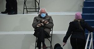 Woman who made Bernie Sanders' viral inauguration mittens says she's out of stock