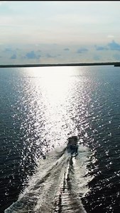 Paradise found. Boat days, drone views, a rainbow surprise. Key Largo cruising to Jimmy Buffett vibes 🎶🦜 Life really is better on the water. 👉 Follow me for more island life & drone views #KeyLargo #Paradise #BoatLife #DroneViews #floridakeys | The Key Largo Dude