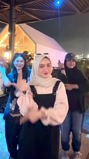 Real-Time Music Creation Inspired by Oyin