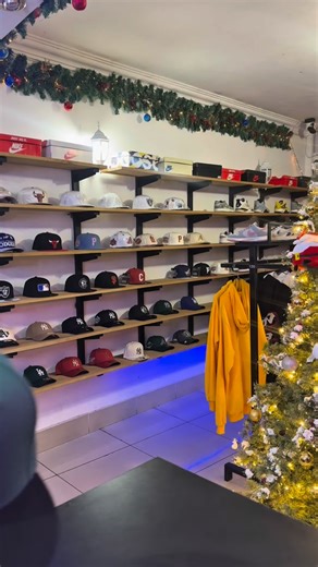 120 GT on Instagram: "NEW ERA Green New York Mets Visor Clip 59FIFTY Fitted Cap 🧃 #newera #caps #gorras #newyorker #59fifty"