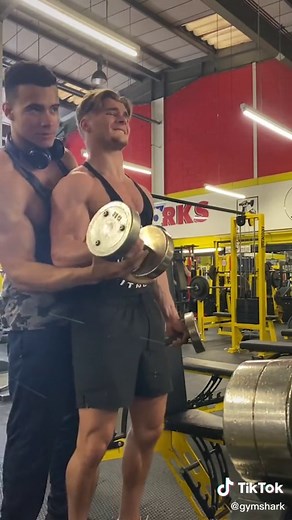 & that’s when he knew, he just met his gym bro for life🥲@hstikkytokky #gymshark #gymbro #gymtok #bromance