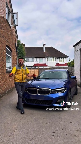 BMW 330e merge, dar sistemul de 12V este mort — cutia de viteze sau bateria? #reparatiiauto #diagnozaauto #bmw #fyp #foryouu