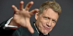 Holt McCallany, 60 ans, et toute une vie d’acteur devant lui