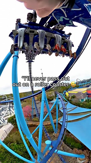 Pretzel Loop at Carowinds: i305 Coaster POV
