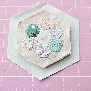 hexagon needle book tutorial