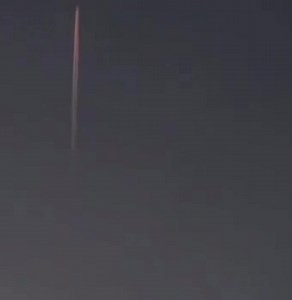 2022 - Detroit 🇺🇸 Short UFO clip sent to Alien skies from houdiniXIII… Maybe communication or observation? 🤔 #alienskies #alienskiescommunity | Alien Skies