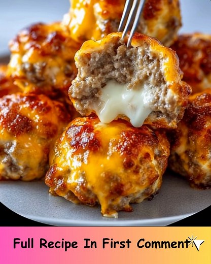 4.2K views · 16 reactions | Rotel Cream Cheese Sausage Balls Ingredients 1 pound ground pork sausage (mild or spicy, depending on preference) 8 ounces cream cheese (softened, at room temperature) 1 (10-ounce) can Rotel diced tomatoes with green chilies (drained well) Full Recipe in Coʍmеոτ  | Royal Recipes | Facebook
