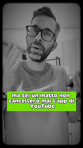 326K views · 6.5K reactions | Addio pubblicità su YouTube! Guarda i video senza pubblicità, in background, a schermo piccolo e anche a telefono spento… GRATIS! L’app si chiama PreTub fa tutto quello che fa YouTube Premium… ma senza abbonamento  ❤️ Metti un like, commenta e seguimi per altri trucchetti tech! #technolifeportoviro #portoviro #pretub #youtube #trucchitech #consiglitech #informatica #iphone #tecnologia #smartphone | Technolife Porto Viro | Facebook