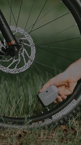 The E-Booster Digital. Our all-new electric pump. With its innovative design, you can preset the pressure with the backlit LCD screen, and with just a simple press, you can easily achieve the desired tire inflation. Fits both Presta and Schrader valves. The included storage bag makes it easy to carry wherever you go, only weighing 162 grams! #preparetoride #topeak #builtforinflation | Topeak