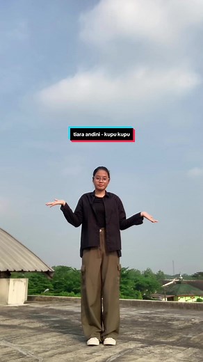 Kupu Kupu Dance Showcase by Tiara Andini