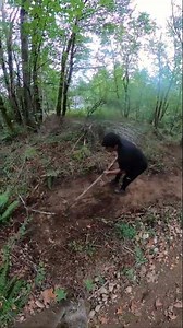 BUILDING A BACKYARD WALK UP TRAIL! #backyardtrails #mtb #trailbuilding #dig #freeride #mtbjumps