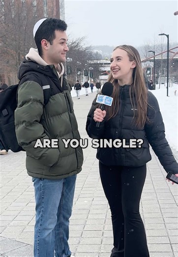 So who can braid a challah? 👀 @Ange Palumbo #streetinterviews #manonthestreet #nicejewishboy #jewishdating