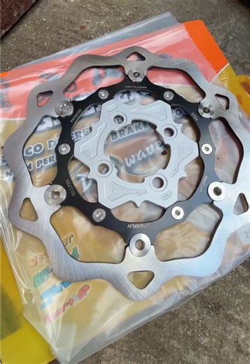 Affordable Floating Disk Meal Ideas