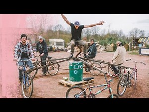 Build a carousel from bicycles | Instructions from Kliemannsland