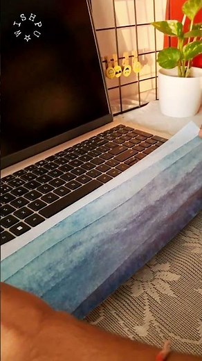 How to apply Laptop Skin/Sticker | DIY #youtubeshorts #laptop #quicktip #easytricks #beginnertips