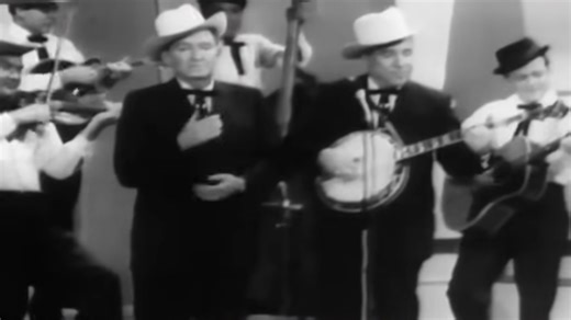 Flatt & Scruggs – The Ballad of Jed Clampett...🎧 Watch full this song: https://goldenmemoriessongs.dohimusic96.com/flatt-scruggs-the-ballad-of-jed-clampett/?utm_source=facebook&utm_medium=ngreel&utm_campaign=goldenmemoriessongs | Golden Memories Songs