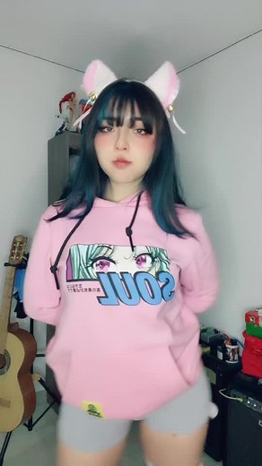 Videos de Ｄｏｖａｈｋｉｉｎ (@ruby.bandicoot) con “kitty kat by megan - ★ wnohyuk”