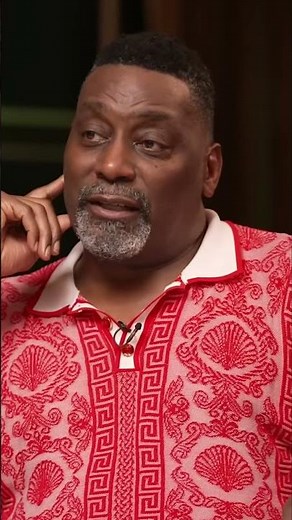 Kane's Wild Apollo Shows: From Teddy Bears to Candy Canes! #shorts