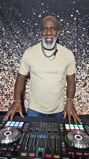 Music Therapy 🎧 With your host DJ Pops Let’s get into this. #enjoyyourlife #DJPops #WeUp #MusicTherapy #VibeCheck 🔥